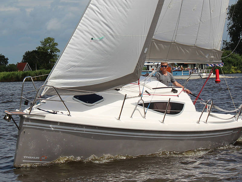 Zeiljachten Friesland Maxus 24